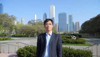 张亚群
